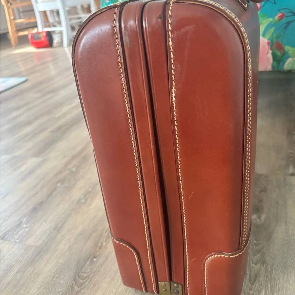 Classic Tan Leather Briefcase